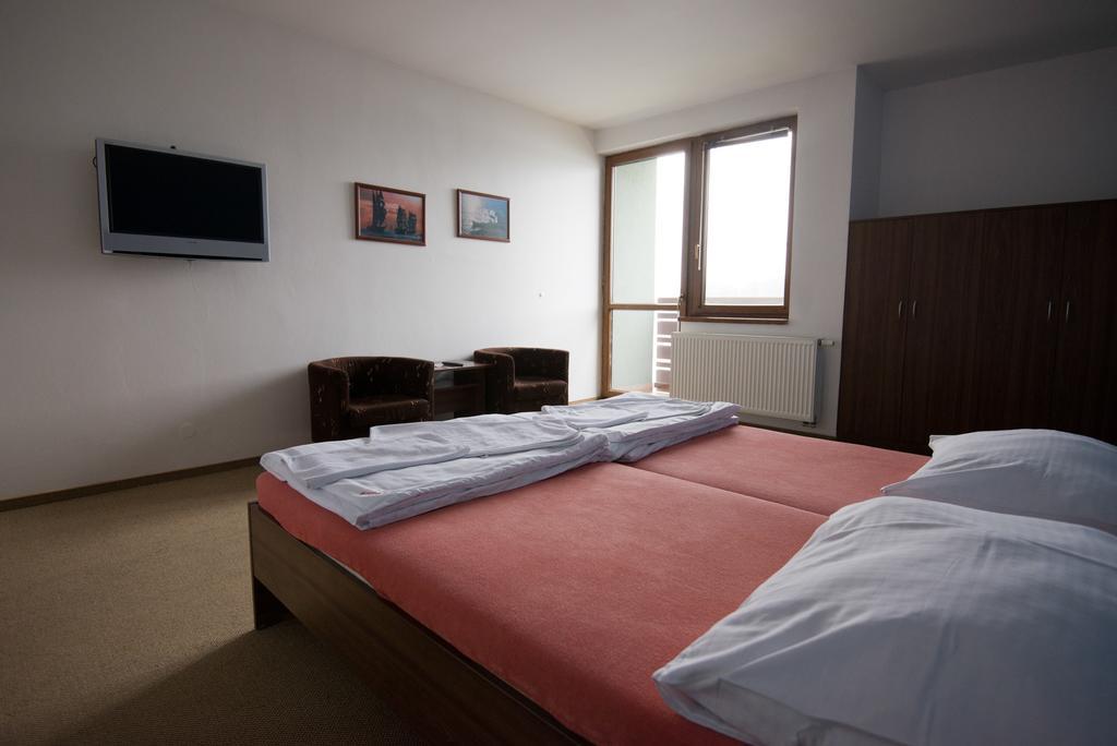 Resort Marina Labe Lovosice Rom bilde