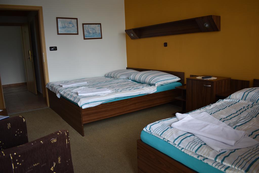 Resort Marina Labe Lovosice Rom bilde